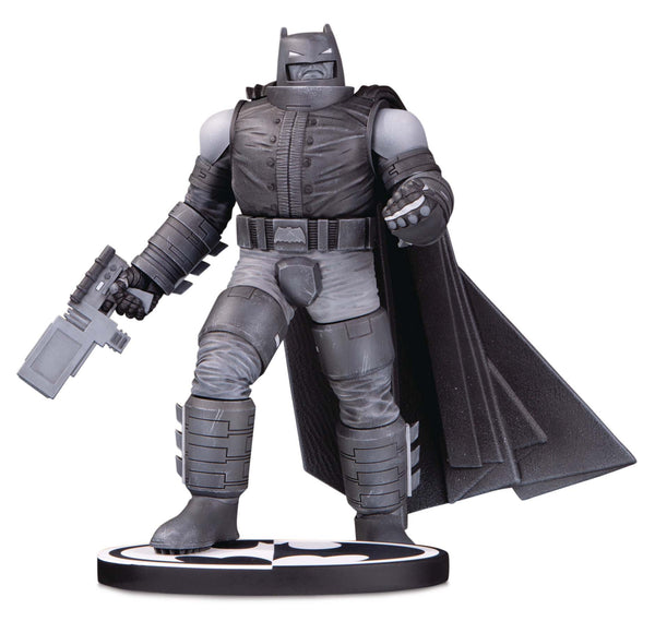 BATMAN BLACK & WHITE STATUE ARMORED BATMAN BY F MILLER